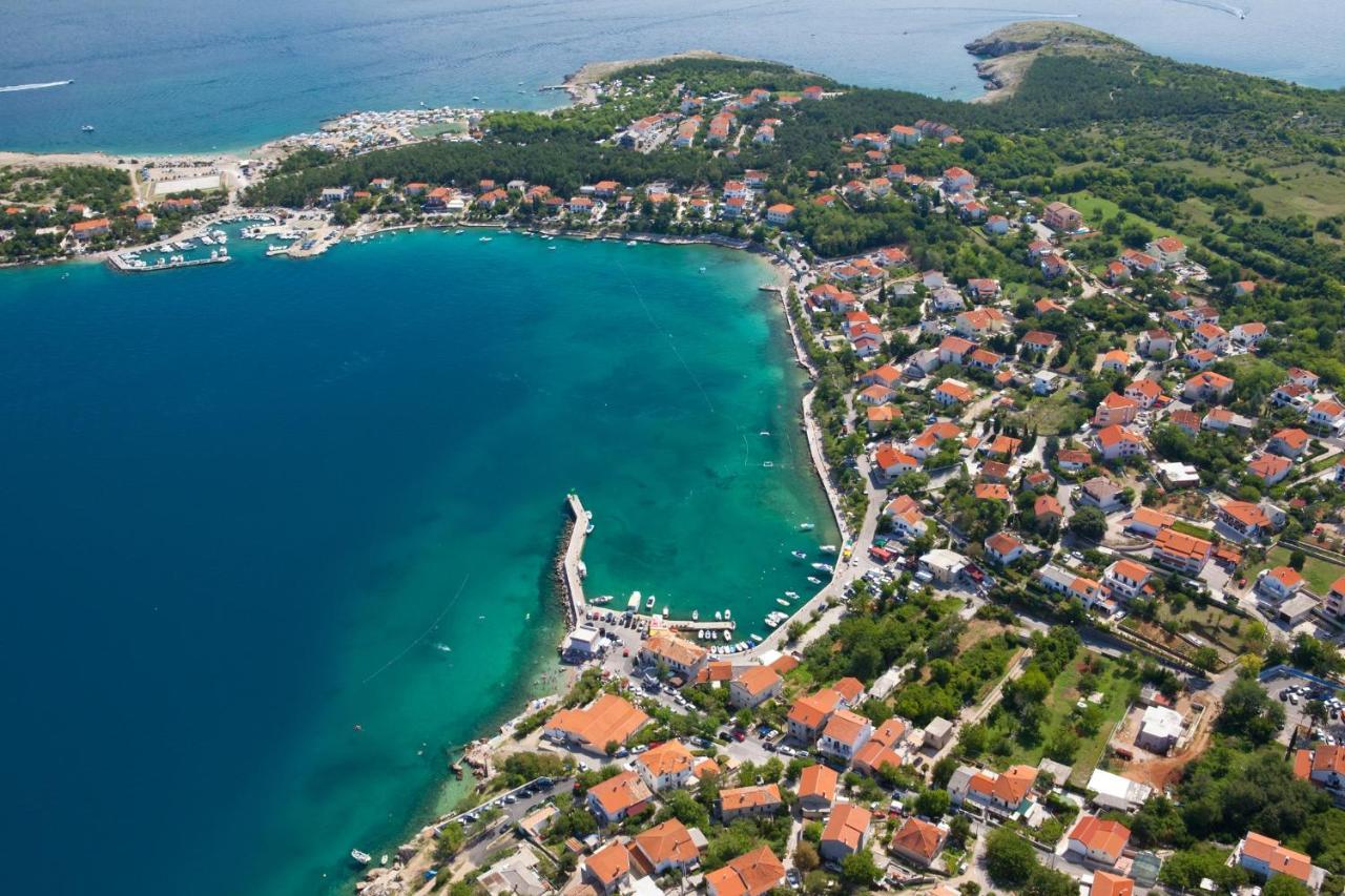 Oak Meadow Apartment Dobrinj Kültér fotó